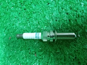 СВЕЧА ЗАЖИГАНИЯ IXEH22TT 4712 240W0000140 НА DENSO
