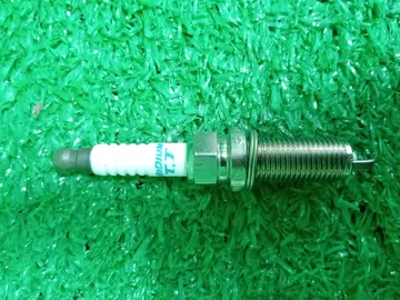 СВЕЧА ЗАЖИГАНИЯ IXEH22TT 4712 240W0000140 НА DENSO