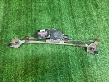 МЕХАНИЗМ ДВОРНИКОВ НА TOYOTA COROLLA FIELDER ZZE122G