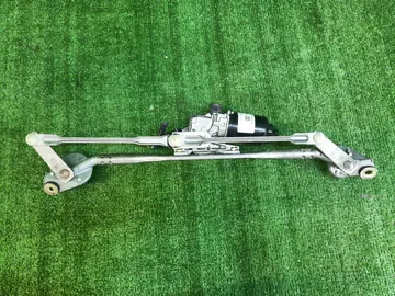 МЕХАНИЗМ ДВОРНИКОВ НА TOYOTA COROLLA FIELDER ZZE122G