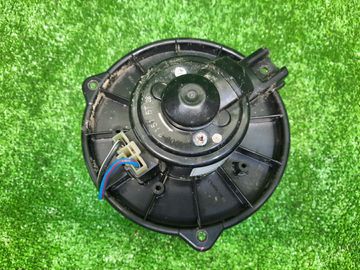 МОТОРЧИК ПЕЧКИ НА TOYOTA WINDOM MCV21