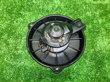 МОТОРЧИК ПЕЧКИ НА TOYOTA SPACIO AE111
