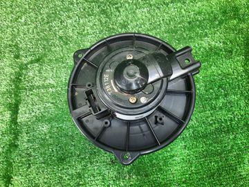 МОТОРЧИК ПЕЧКИ НА TOYOTA WINDOM MCV30