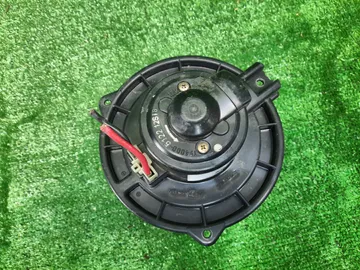 МОТОРЧИК ПЕЧКИ НА TOYOTA CELSIOR UCF21