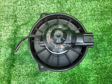 МОТОРЧИК ПЕЧКИ НА TOYOTA SPACIO AE111