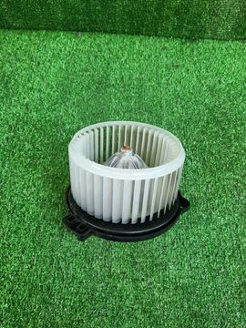 МОТОРЧИК ПЕЧКИ НА TOYOTA VISTA SV50