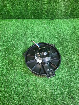 МОТОРЧИК ПЕЧКИ НА TOYOTA VISTA SV50