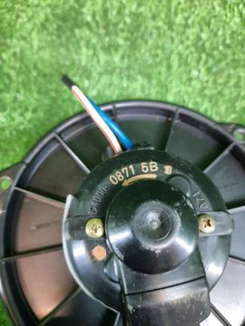 МОТОРЧИК ПЕЧКИ НА TOYOTA VISTA SV50