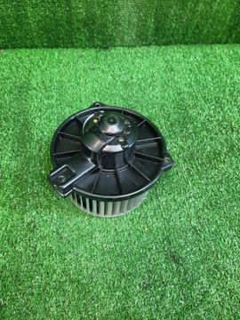 МОТОРЧИК ПЕЧКИ НА TOYOTA OPA ZCT10