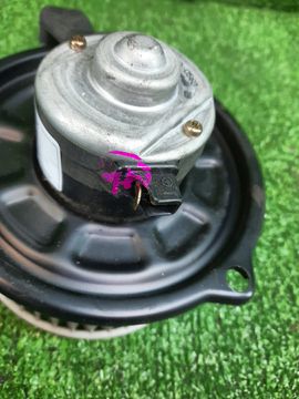 МОТОРЧИК ПЕЧКИ НА TOYOTA STARLET EP91