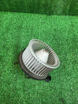 МОТОРЧИК ПЕЧКИ НА TOYOTA STARLET EP91