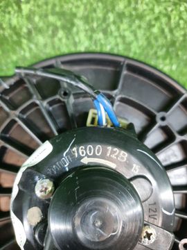 МОТОРЧИК ПЕЧКИ НА HONDA STREAM RN1