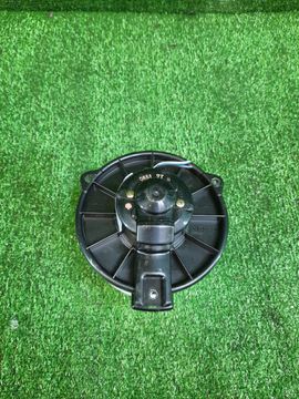 МОТОРЧИК ПЕЧКИ НА TOYOTA RAUM EXZ10