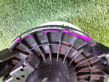 МОТОРЧИК ПЕЧКИ НА TOYOTA COROLLA  AXIO NZE141