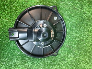 МОТОРЧИК ПЕЧКИ НА TOYOTA OPA ZCT10