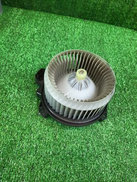 МОТОРЧИК ПЕЧКИ НА TOYOTA COROLLA  AXIO ZRE144