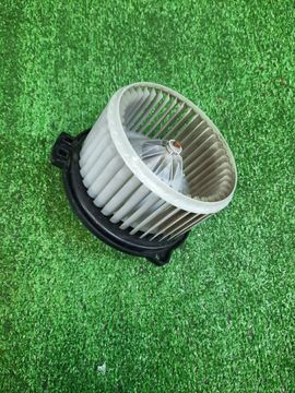 МОТОРЧИК ПЕЧКИ НА TOYOTA VISTA SV50