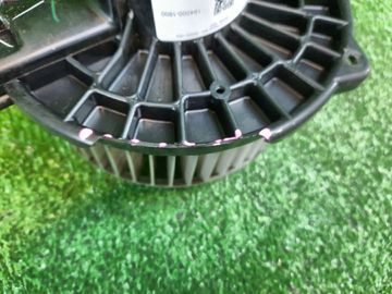 МОТОРЧИК ПЕЧКИ НА HONDA STREAM RN1