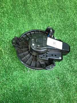 МОТОРЧИК ПЕЧКИ НА TOYOTA COROLLA  AXIO NZE141