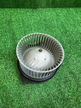 МОТОРЧИК ПЕЧКИ НА NISSAN SERENA TC24