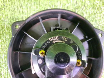 МОТОРЧИК ПЕЧКИ НА TOYOTA SPRINTER AE114