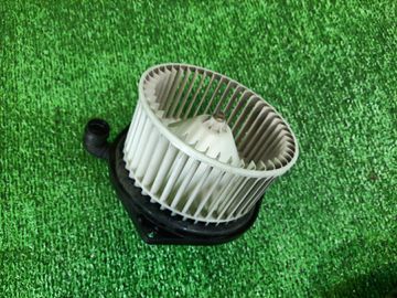 МОТОРЧИК ПЕЧКИ НА NISSAN AVENIR W11