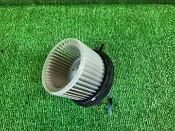 МОТОРЧИК ПЕЧКИ НА TOYOTA CAMI J102E