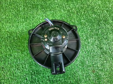 МОТОРЧИК ПЕЧКИ НА TOYOTA VITZ SCP10