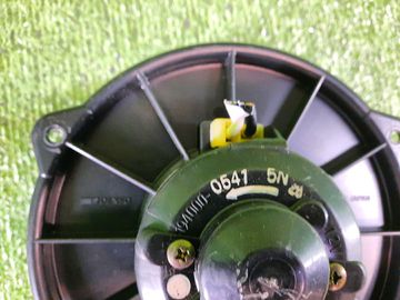 МОТОРЧИК ПЕЧКИ НА TOYOTA CHASER SX90