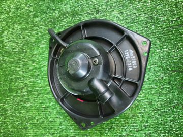 МОТОРЧИК ПЕЧКИ НА NISSAN AVENIR W10