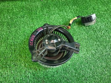 МОТОРЧИК ПЕЧКИ НА TOYOTA PRIUS NHW20
