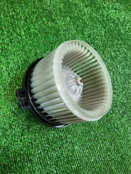 МОТОРЧИК ПЕЧКИ НА TOYOTA IPSUM ACM21W