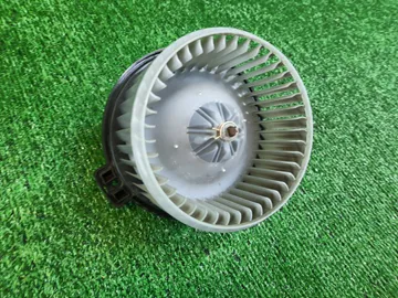 МОТОРЧИК ПЕЧКИ НА TOYOTA COROLLA NZE121