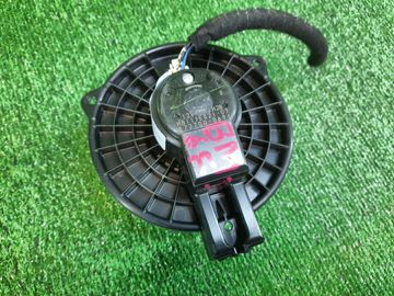 МОТОРЧИК ПЕЧКИ НА MAZDA AXELA BM6FJ