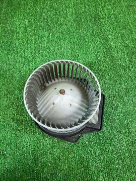 МОТОРЧИК ПЕЧКИ НА MITSUBISHI AIRTREK CU2W