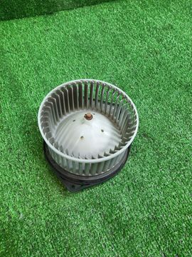 МОТОРЧИК ПЕЧКИ НА MITSUBISHI AIRTREK CU2W