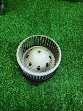 МОТОРЧИК ПЕЧКИ НА NISSAN SKYLINE V35