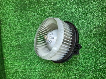 МОТОРЧИК ПЕЧКИ НА HONDA STREAM RN1