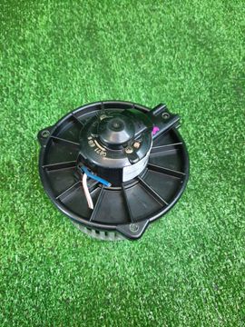 МОТОРЧИК ПЕЧКИ НА TOYOTA VISTA SV50