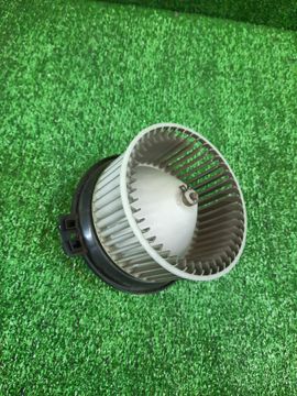 МОТОРЧИК ПЕЧКИ НА TOYOTA COROLLA AE104