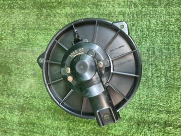 МОТОРЧИК ПЕЧКИ НА TOYOTA TOWN ACE NOAH SR40G