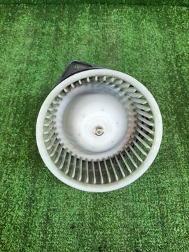 МОТОРЧИК ПЕЧКИ НА SUZUKI ESCUDO TD54W