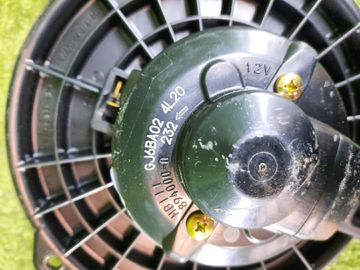 МОТОРЧИК ПЕЧКИ НА MAZDA DEMIO DY3W