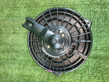 МОТОРЧИК ПЕЧКИ НА TOYOTA HARRIER MCU10W