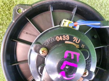 МОТОРЧИК ПЕЧКИ НА HONDA ORTHIA EL2