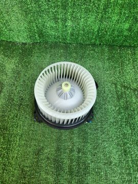 МОТОРЧИК ПЕЧКИ НА TOYOTA COROLLA  AXIO NZE141