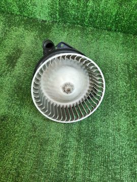 МОТОРЧИК ПЕЧКИ НА NISSAN CEFIRO A33