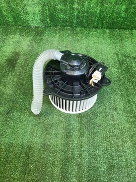 МОТОРЧИК ПЕЧКИ НА MAZDA TRIBUTE EPEW