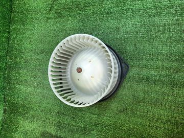 МОТОРЧИК ПЕЧКИ НА NISSAN AD Y11