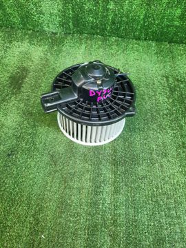 МОТОРЧИК ПЕЧКИ НА MAZDA DEMIO DY3W